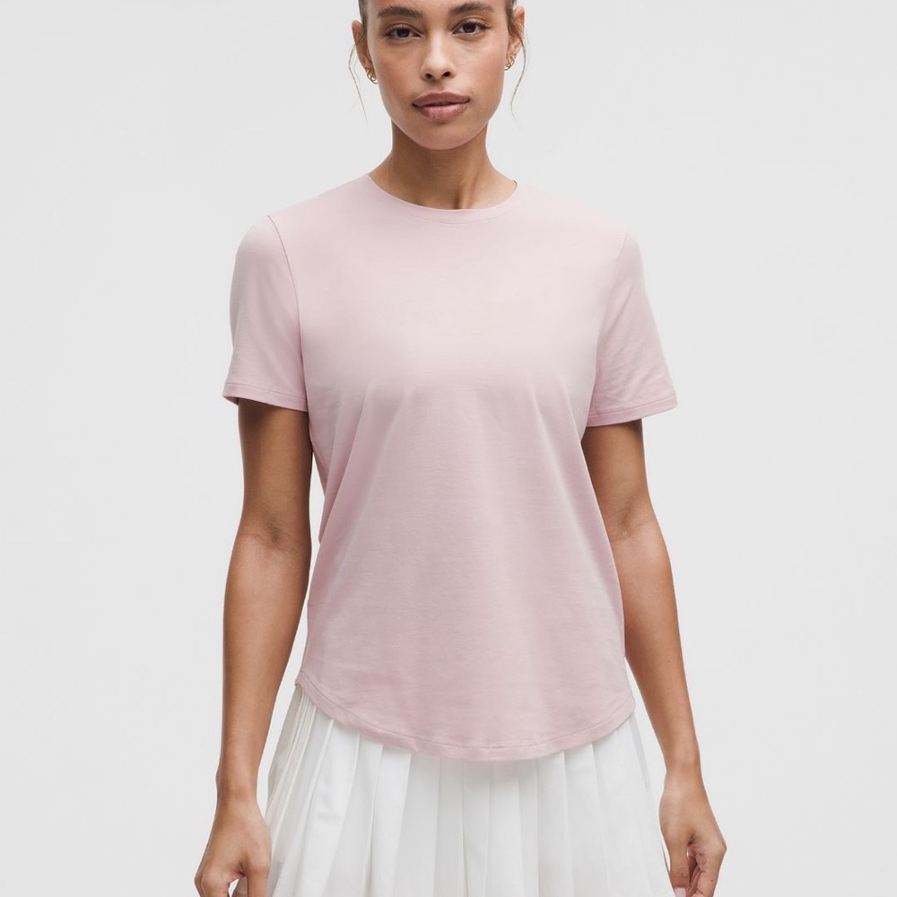 LULU Love Curved-Hem Crewneck T-Shirt
I think.